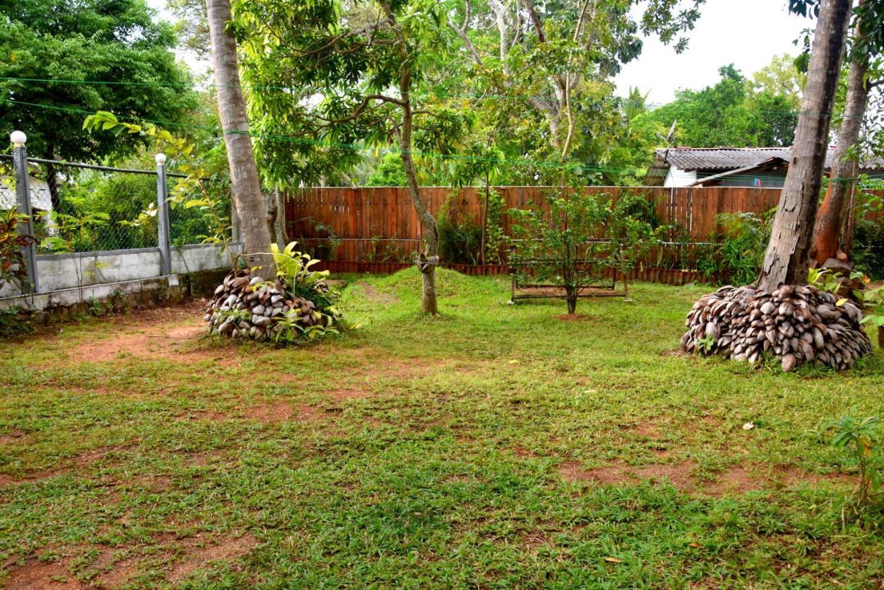 S P City Resort Anuradhapura Exterior foto